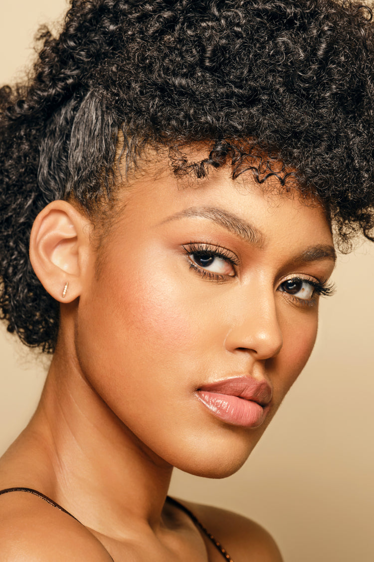 Pave Linea Studs Pair